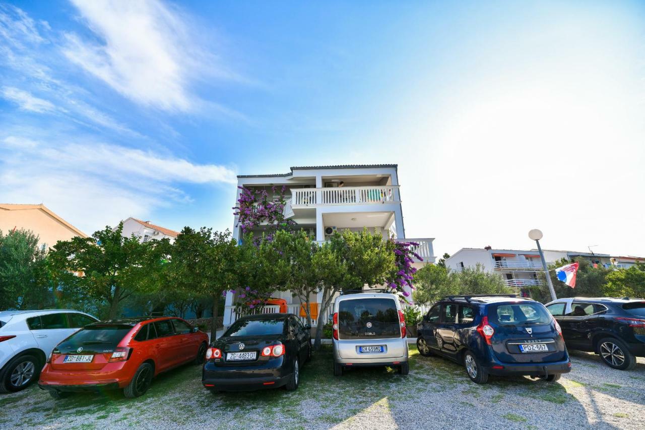 Apartments Martom Seline Exterior photo